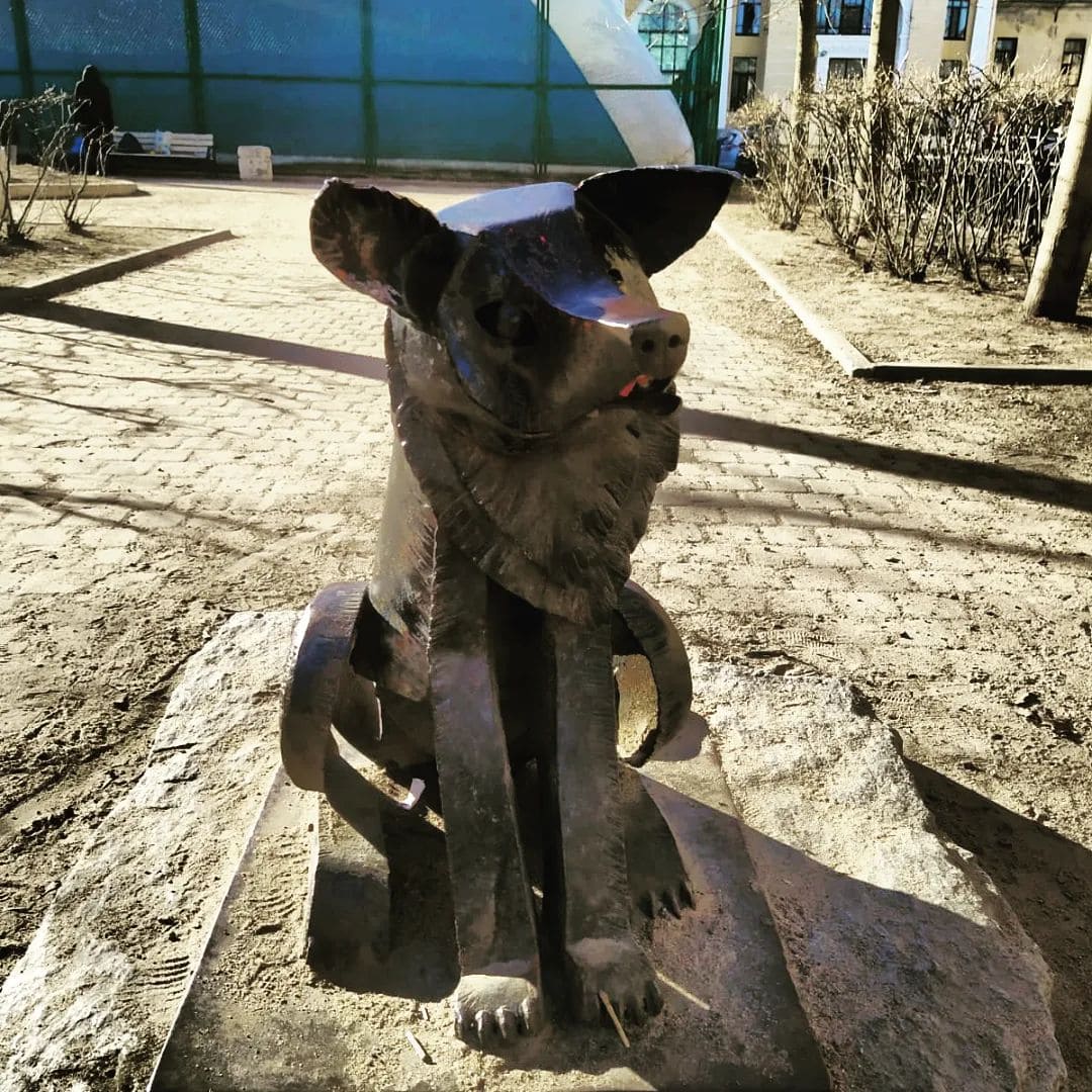 Памятник псу Гаврюше в Санкт-Петербурге