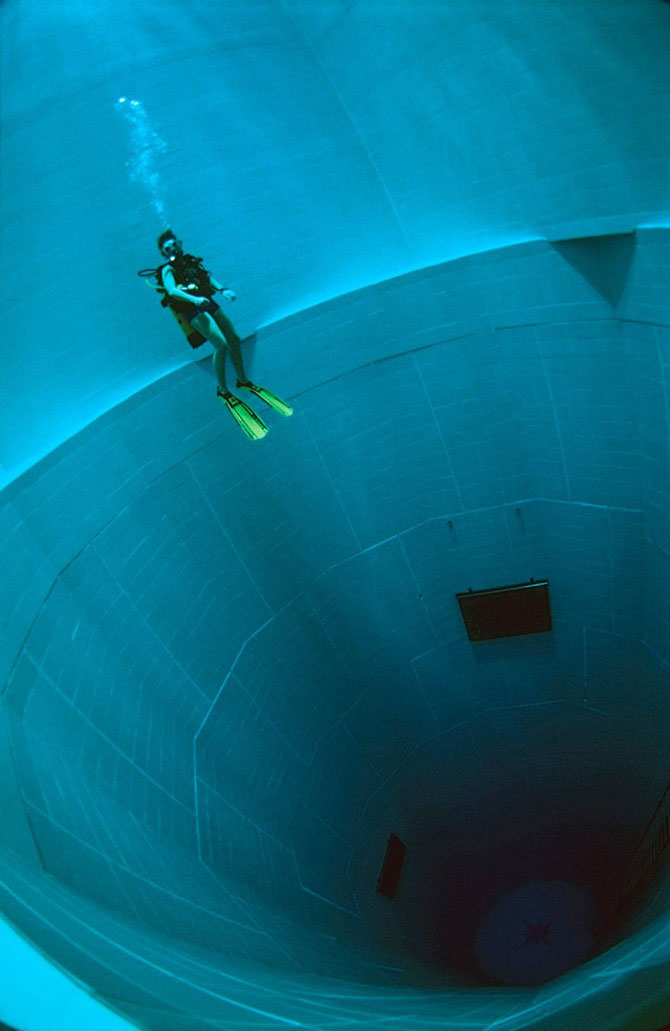 Самый глубокий бассейн в мире.