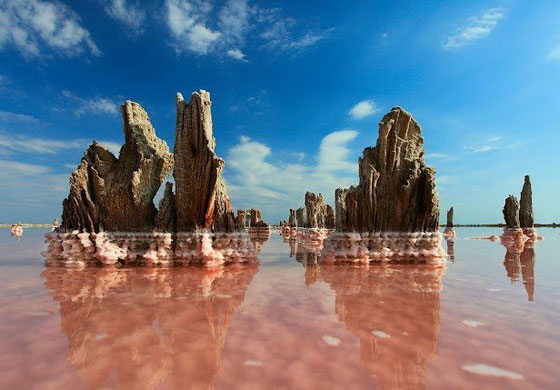 Кояшское - розовое озеро в Крыму